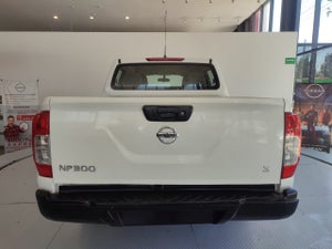 2016 Nissan Comerciales NP300 4 pts. Pick-Up Doble Cabina S, TM6, R-15 (l&#237;nea nueva)