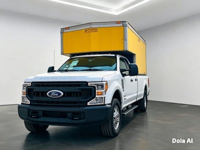 2022 Ford Comerciales F350, F450 y F550 Chasis Cabina RD Super Duty 2 pts. F350 XL Plus, V8, 6.2l, TA, a/ac., CD, fnte. crom.