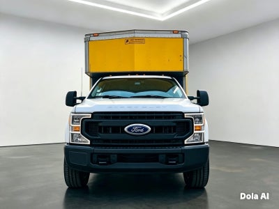 2022 Ford Comerciales F350, F450 y F550 Chasis Cabina RD Super Duty 2 pts. F350 XL Plus, V8, 6.2l, TA, a/ac., CD, fnte. crom.