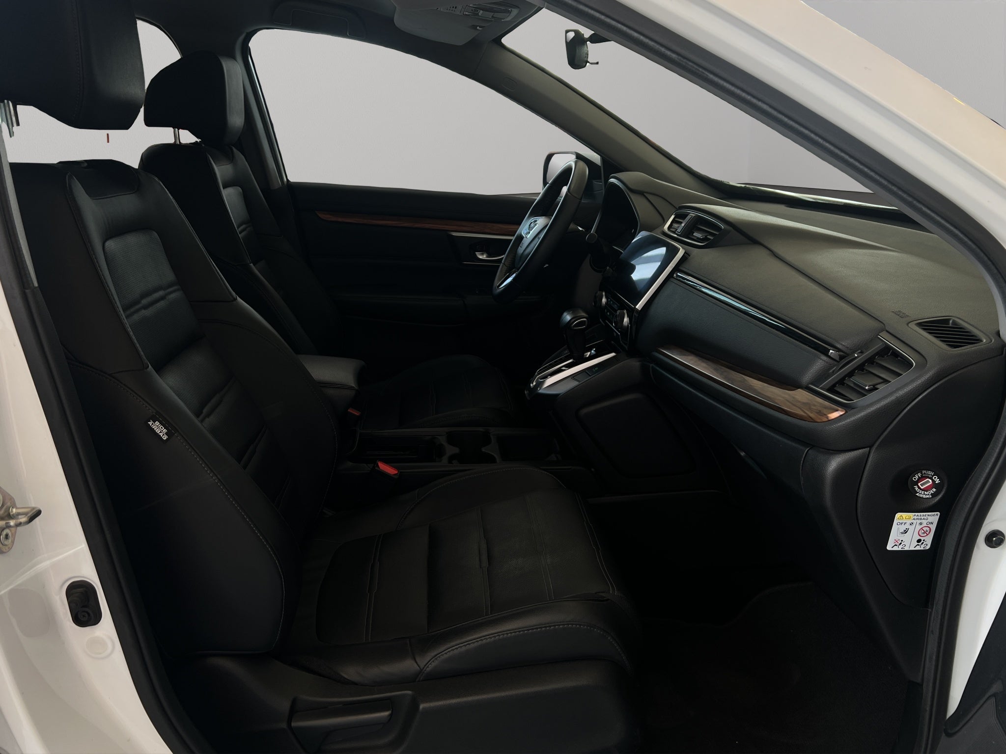 2019 Honda CR-V VUD 5 pts. Turbo Plus, 1.5T, CVT, piel, RA-18 (línea anterior)