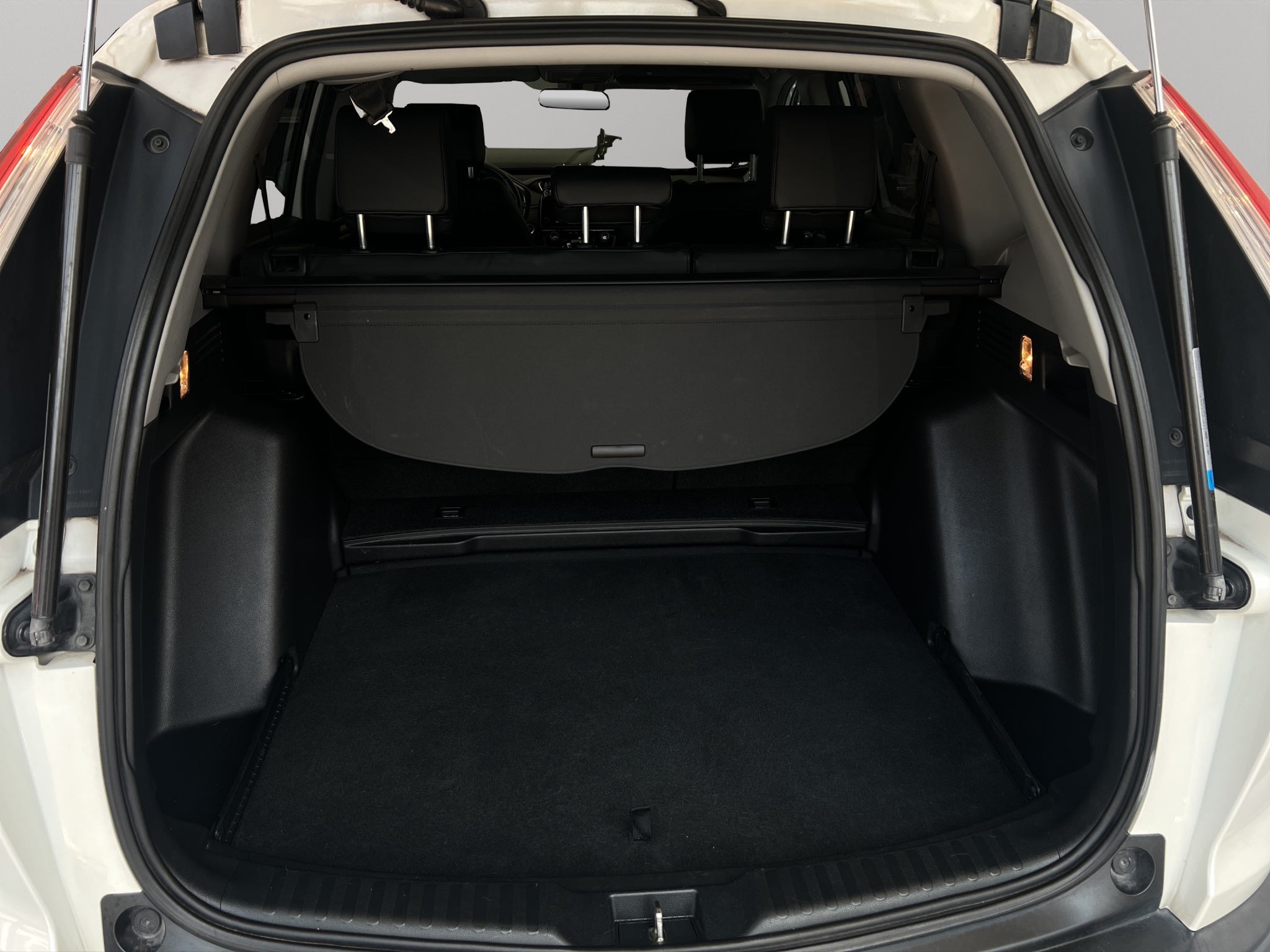 2019 Honda CR-V VUD 5 pts. Turbo Plus, 1.5T, CVT, piel, RA-18 (línea anterior)