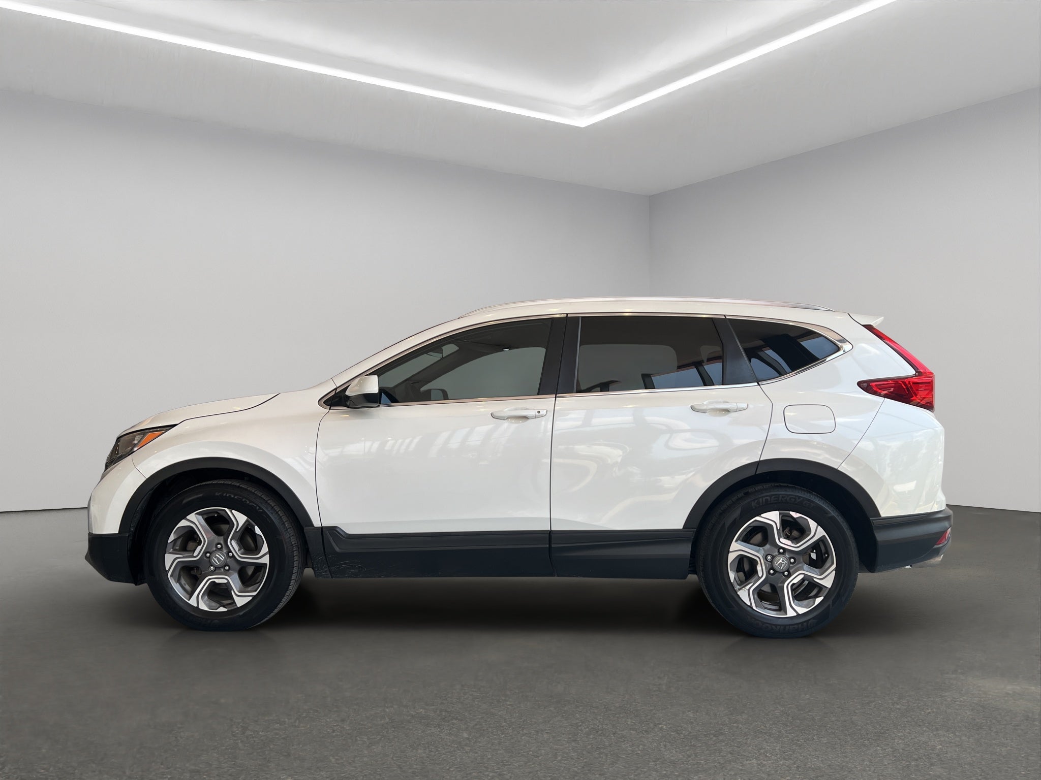 2019 Honda CR-V VUD 5 pts. Turbo Plus, 1.5T, CVT, piel, RA-18 (línea anterior)