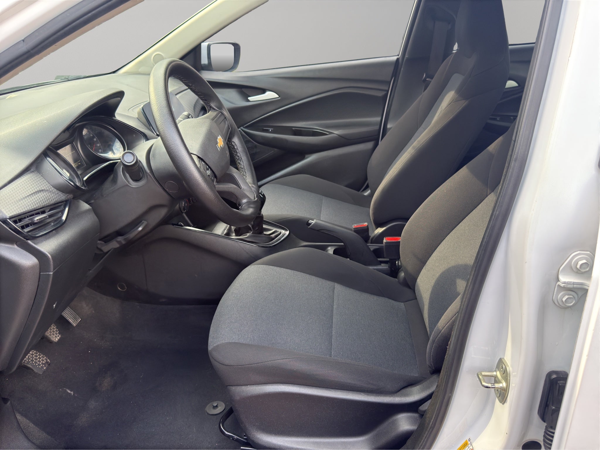 2022 Chevrolet Onix 4 pts. LS, 1.0T, TM5, a/ac., BA, R-15