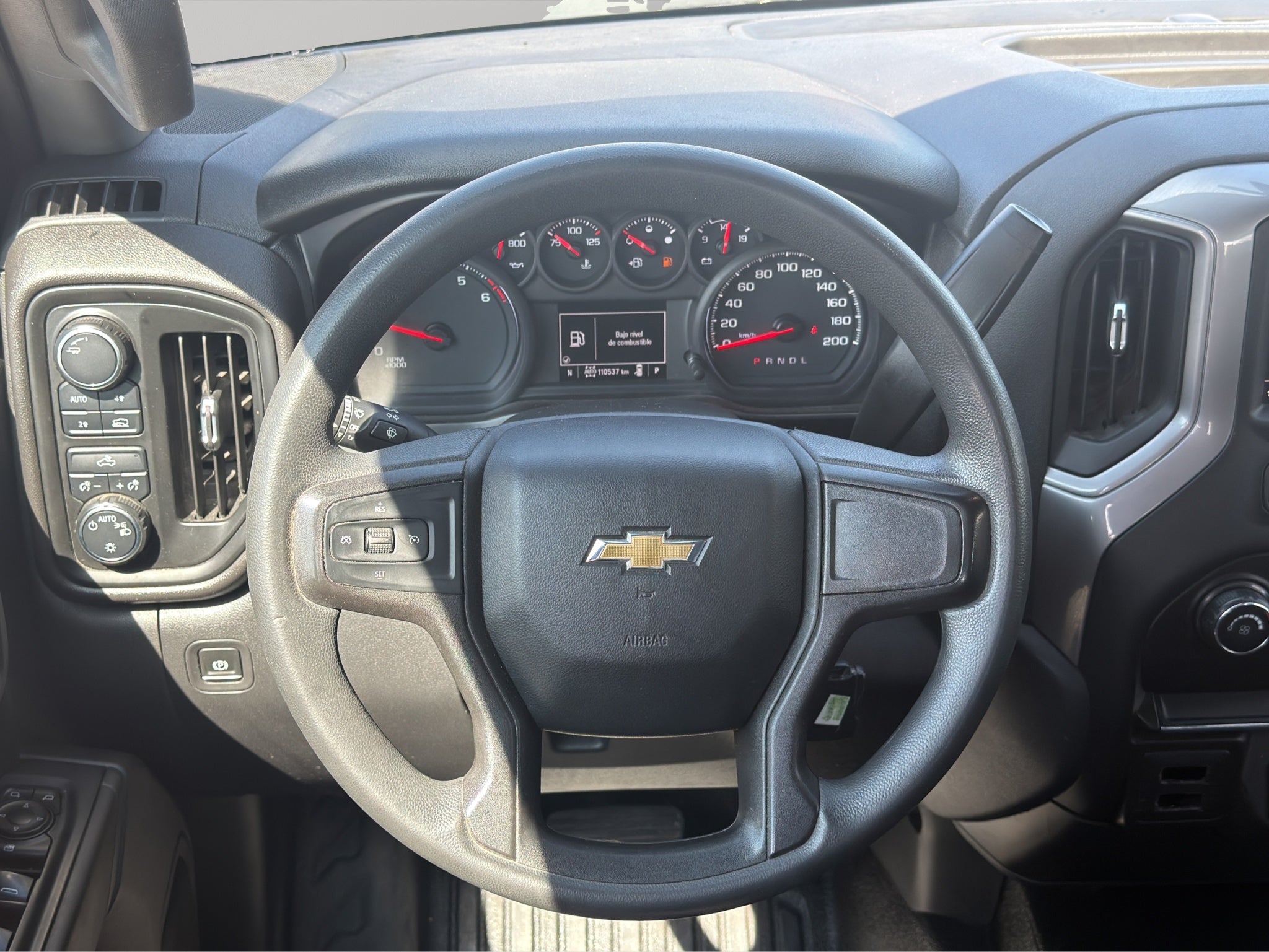 2021 Chevrolet Comerciales Silverado Pick-Up 4 pts. WT, Doble Cab., V6, 4.3l, TA, a/ac.