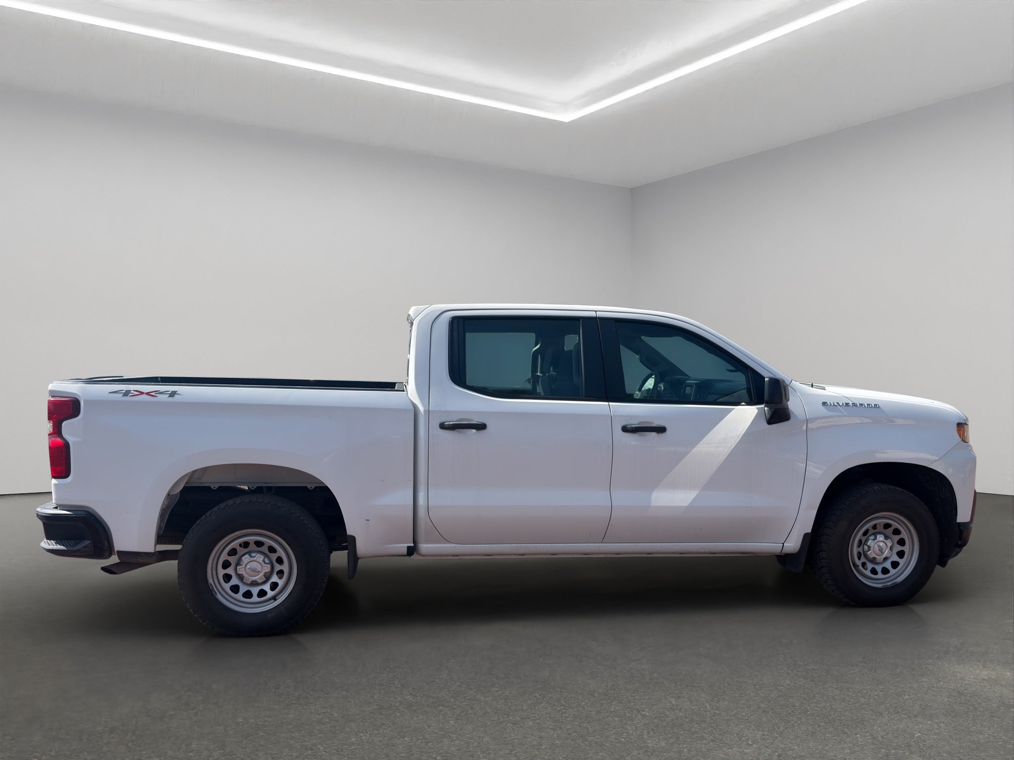 2021 Chevrolet Comerciales Silverado Pick-Up 4 pts. WT, Doble Cab., V6, 4.3l, TA, a/ac.