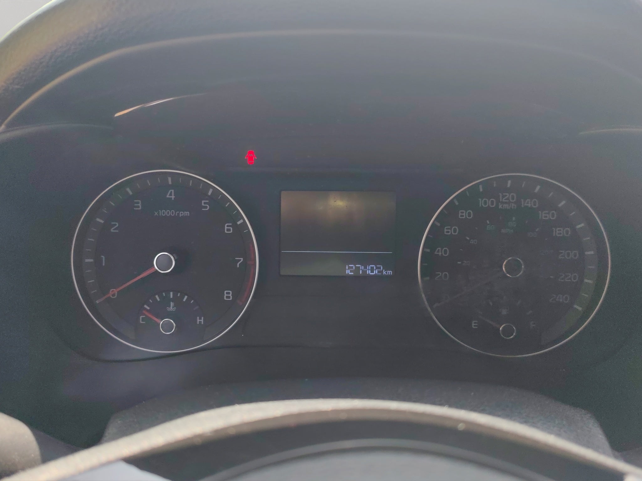 2020 Kia Forte 4 pts. L, 2.0l, TM6, a/ac., sin botón encend., R-16