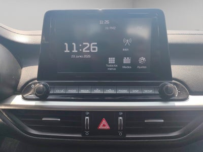 2020 Kia Forte 4 pts. L, 2.0l, TM6, a/ac., sin botón encend., R-16
