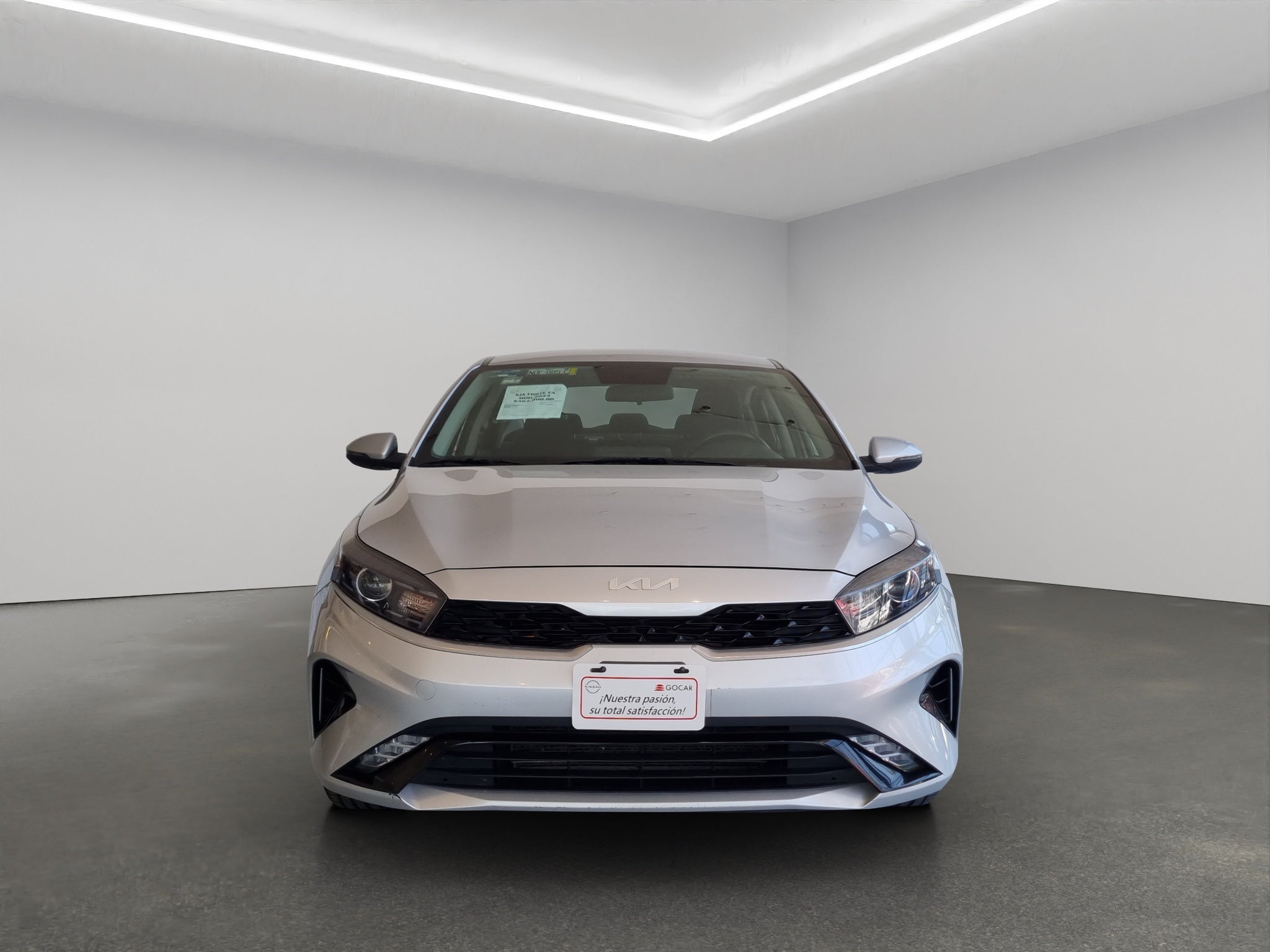 2023 Kia Forte 4 pts. EX, 2.0l, TA, a/ac., f. niebla, RA-16 (línea anterior)