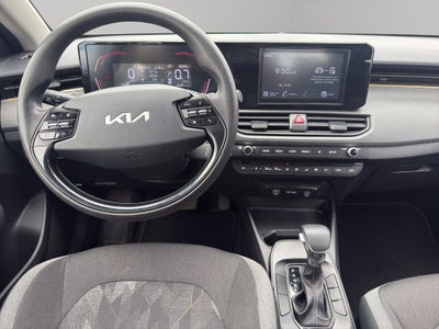 2025 Kia K3 4 pts. L, 1.6l, TA, a/ac., R-15