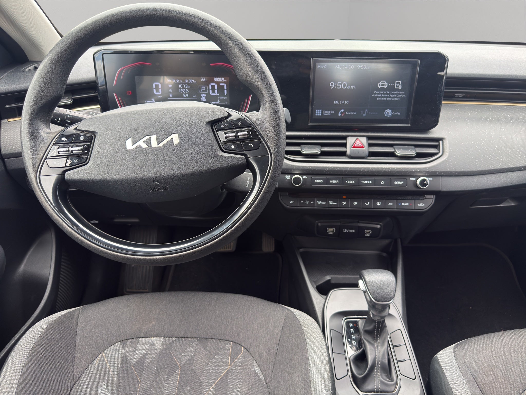 2025 Kia K3 4 pts. L, 1.6l, TA, a/ac., R-15
