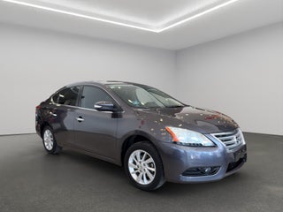 2016 Nissan Sentra 4 pts. Advance, TM6, a/ac., f. niebla, RA-16 (línea anterior)