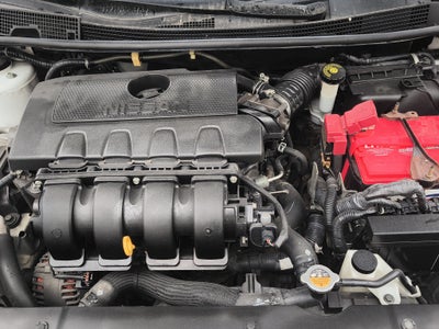 2018 Nissan Sentra 4 pts. Advance, TM6, a/ac., f. niebla, RA-16