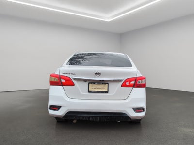 2018 Nissan Sentra 4 pts. Advance, TM6, a/ac., f. niebla, RA-16