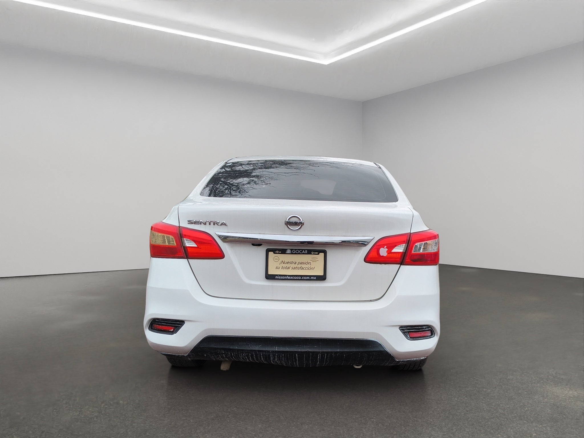 2018 Nissan Sentra 4 pts. Advance, TM6, a/ac., f. niebla, RA-16