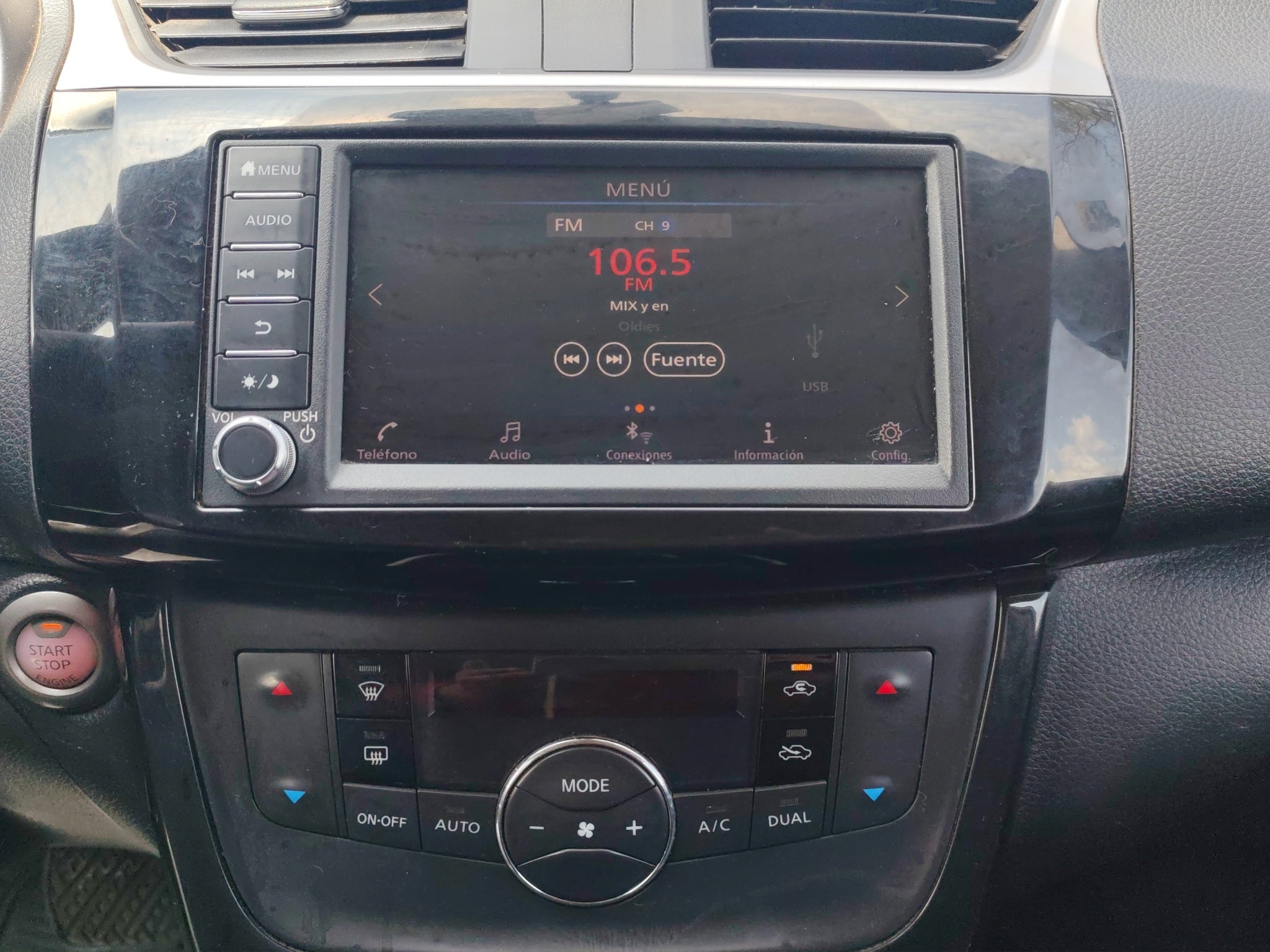 2019 Nissan Sentra 4 pts. Exclusive, TA, a/ac. Aut., piel, QC, GPS, f. led, RA-17 (línea anterior)