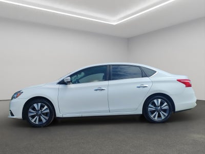 2019 Nissan Sentra 4 pts. Exclusive, TA, a/ac. Aut., piel, QC, GPS, f. led, RA-17 (línea anterior)