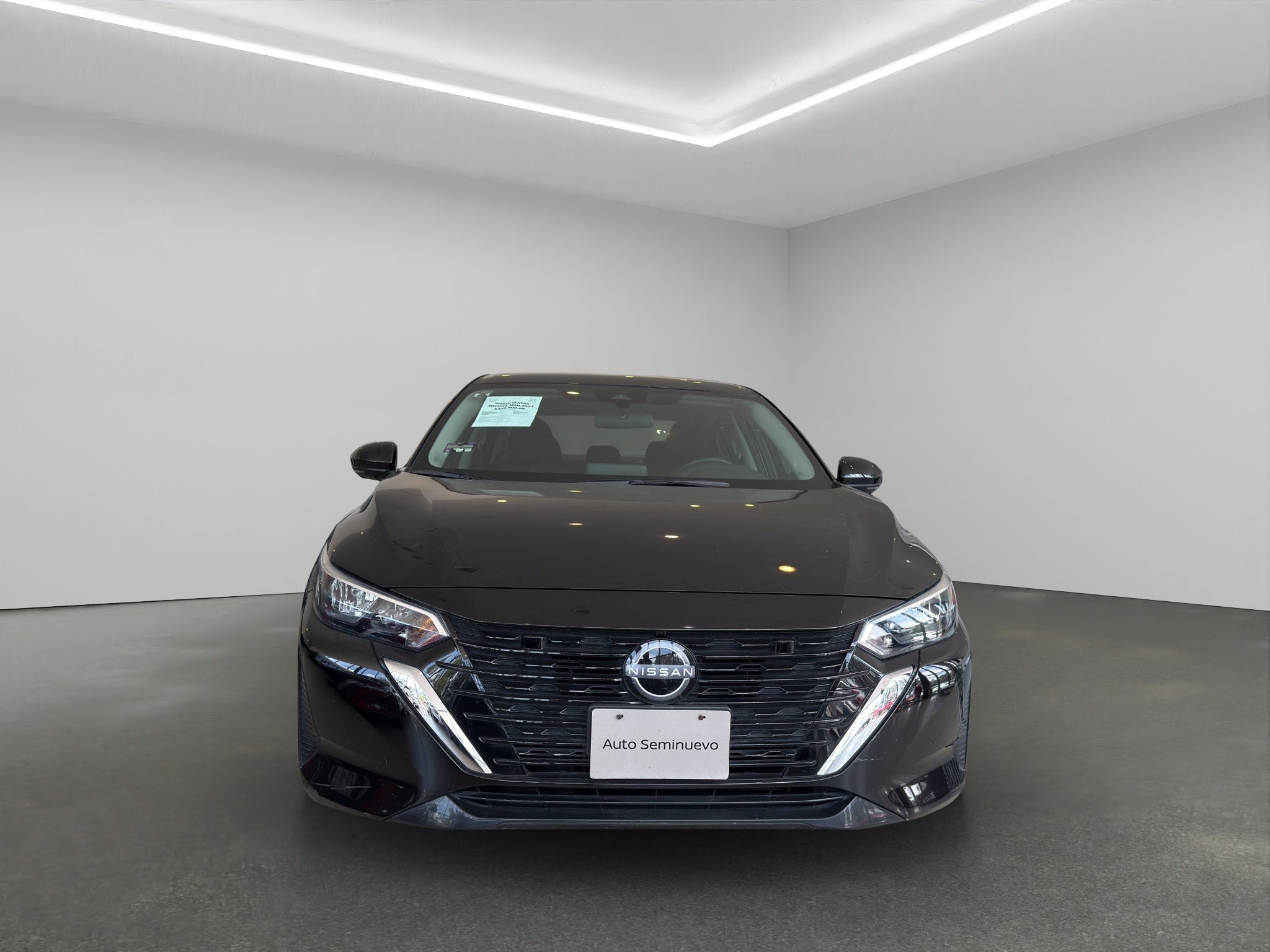 2024 Nissan Sentra 4 pts. Advance, TM6, a/ac., f. niebla, RA-16