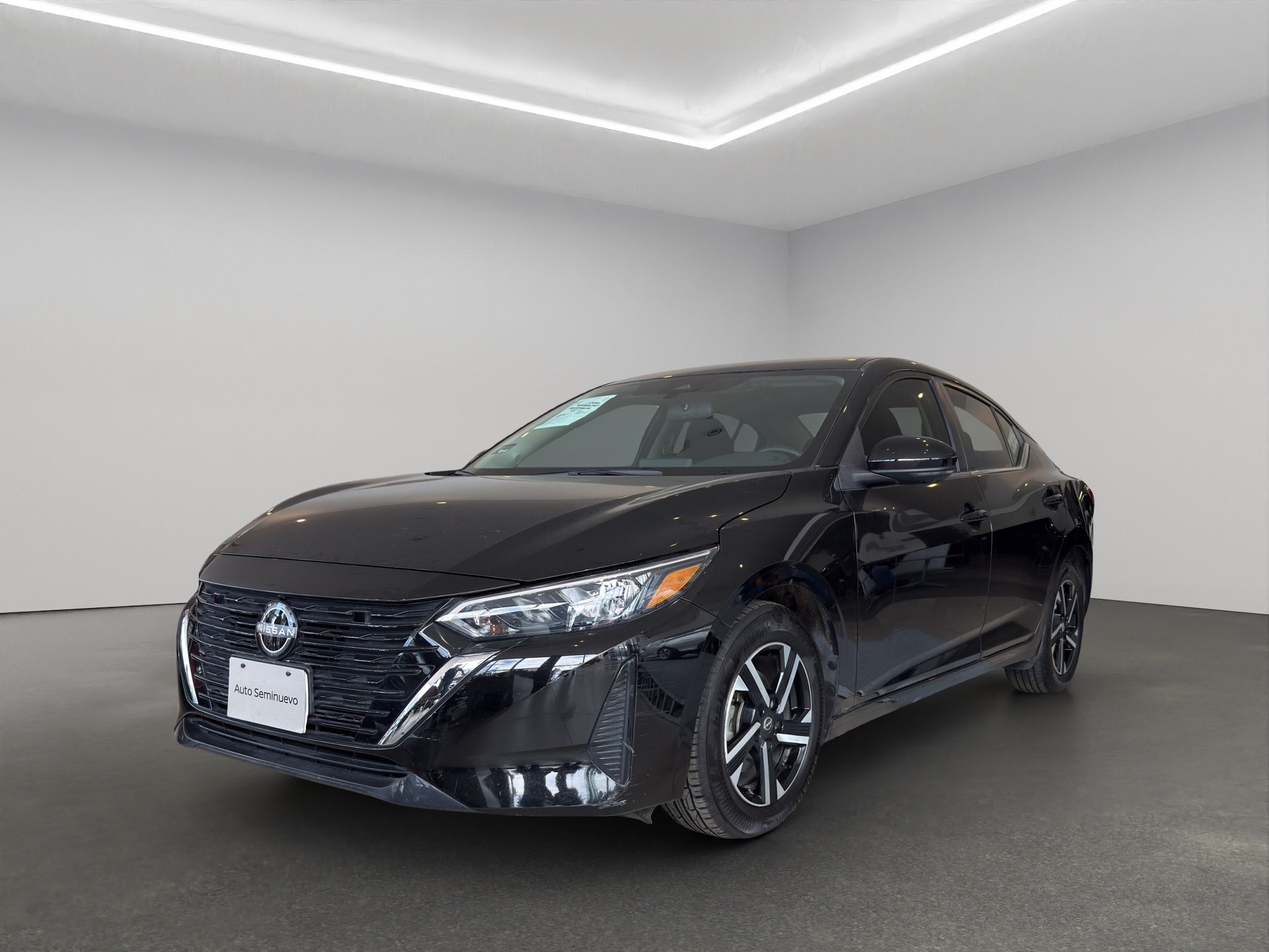 2024 Nissan Sentra 4 pts. Advance, TM6, a/ac., f. niebla, RA-16
