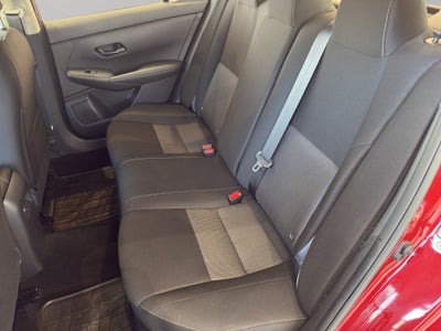 2025 Nissan Sentra 4 pts. Advance, TM6, a/ac., f. niebla, RA-16