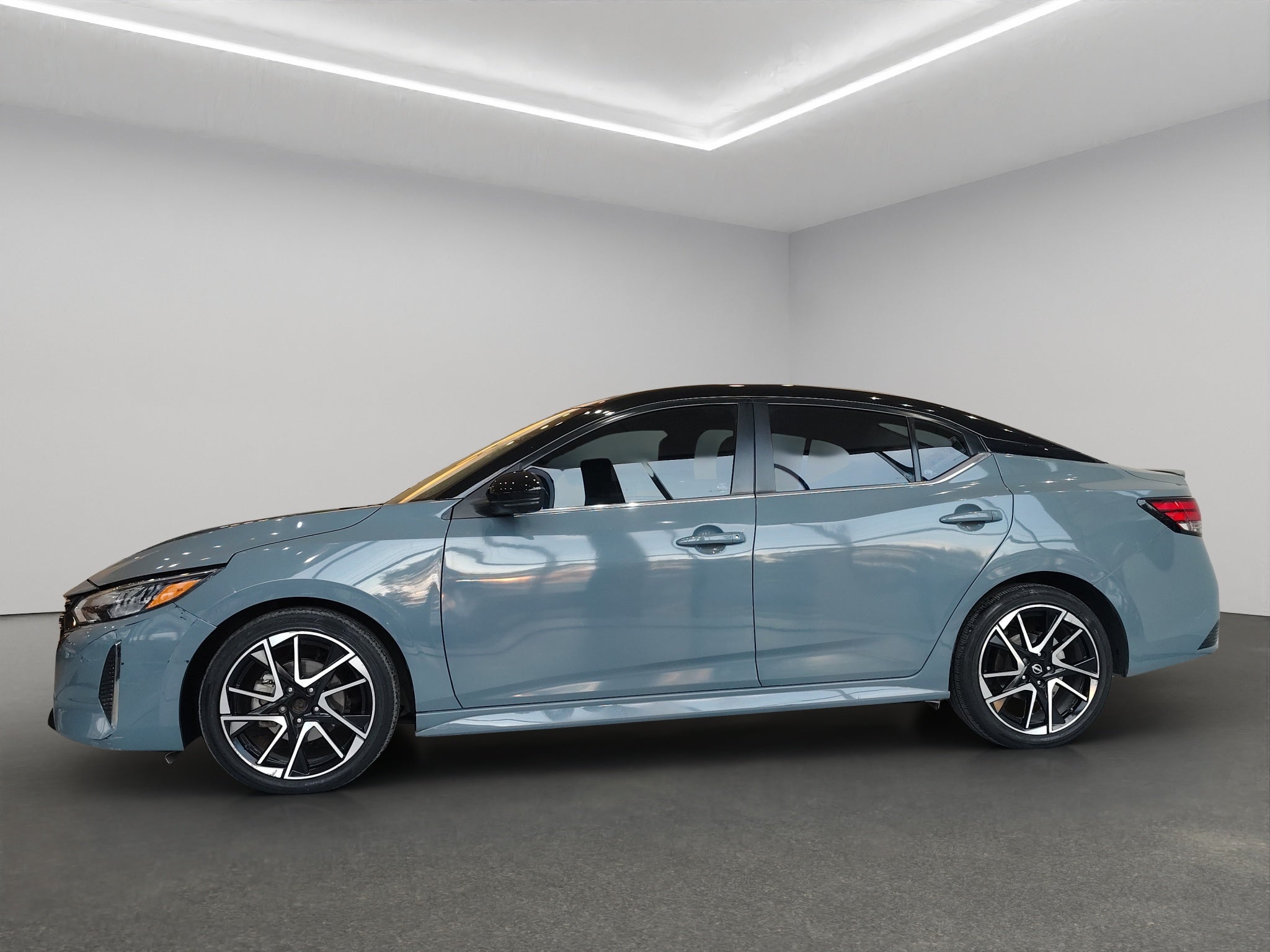 2024 Nissan Sentra 4 pts. SR Platinum, TA, a/ac. Aut., piel, QC, s. Bose, f. led, RA-18