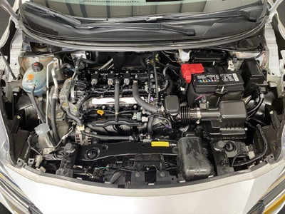 2024 Nissan Versa 4 pts. Advance, TM5, a/ac., f. niebla, RA-16