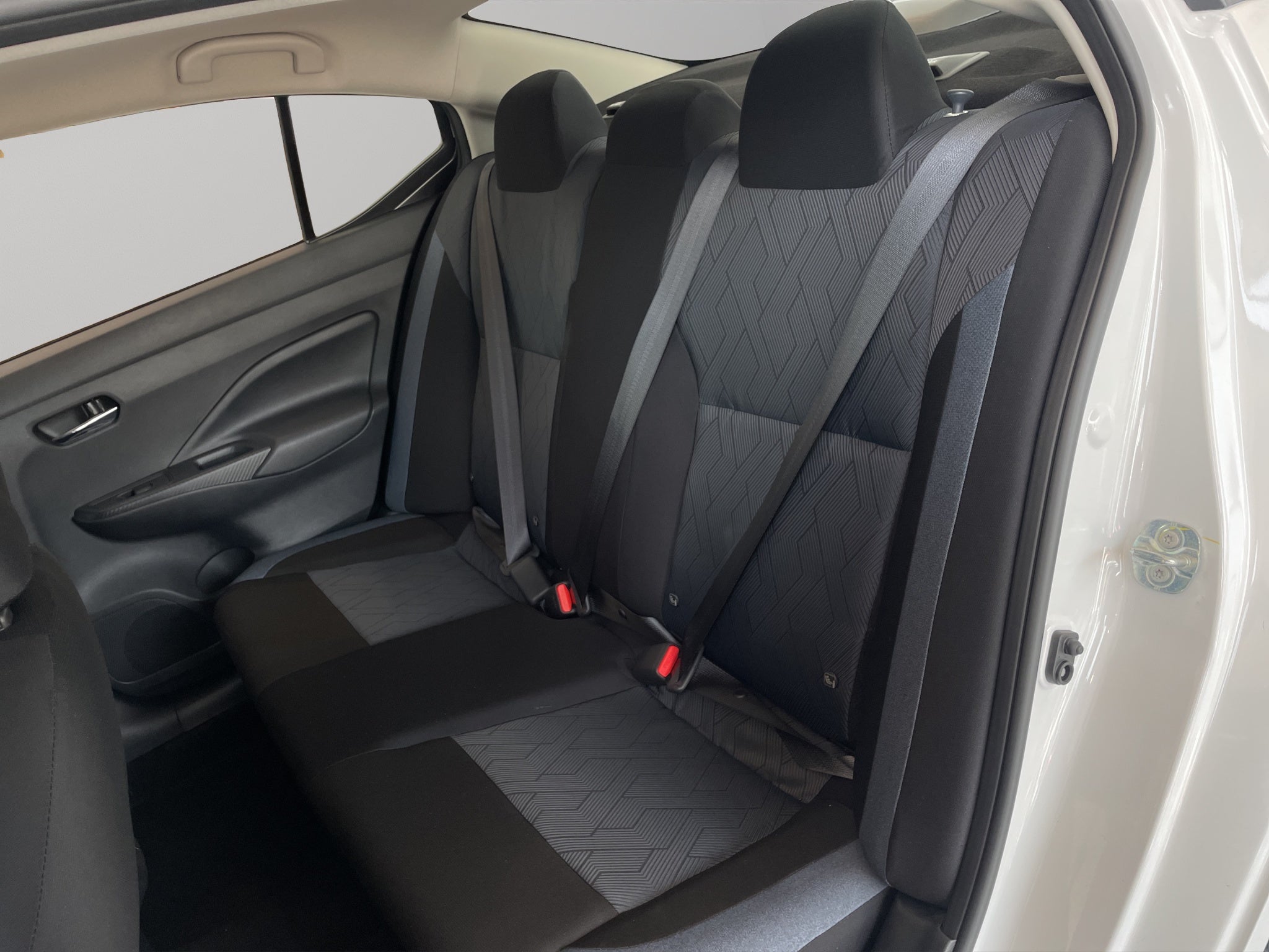 2024 Nissan Versa ADVANCE CVT