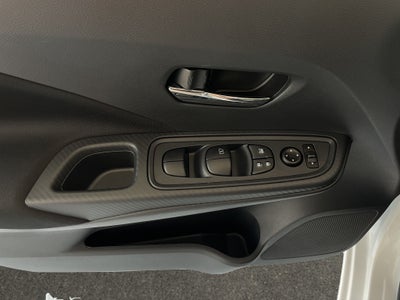 2024 Nissan Versa ADVANCE CVT