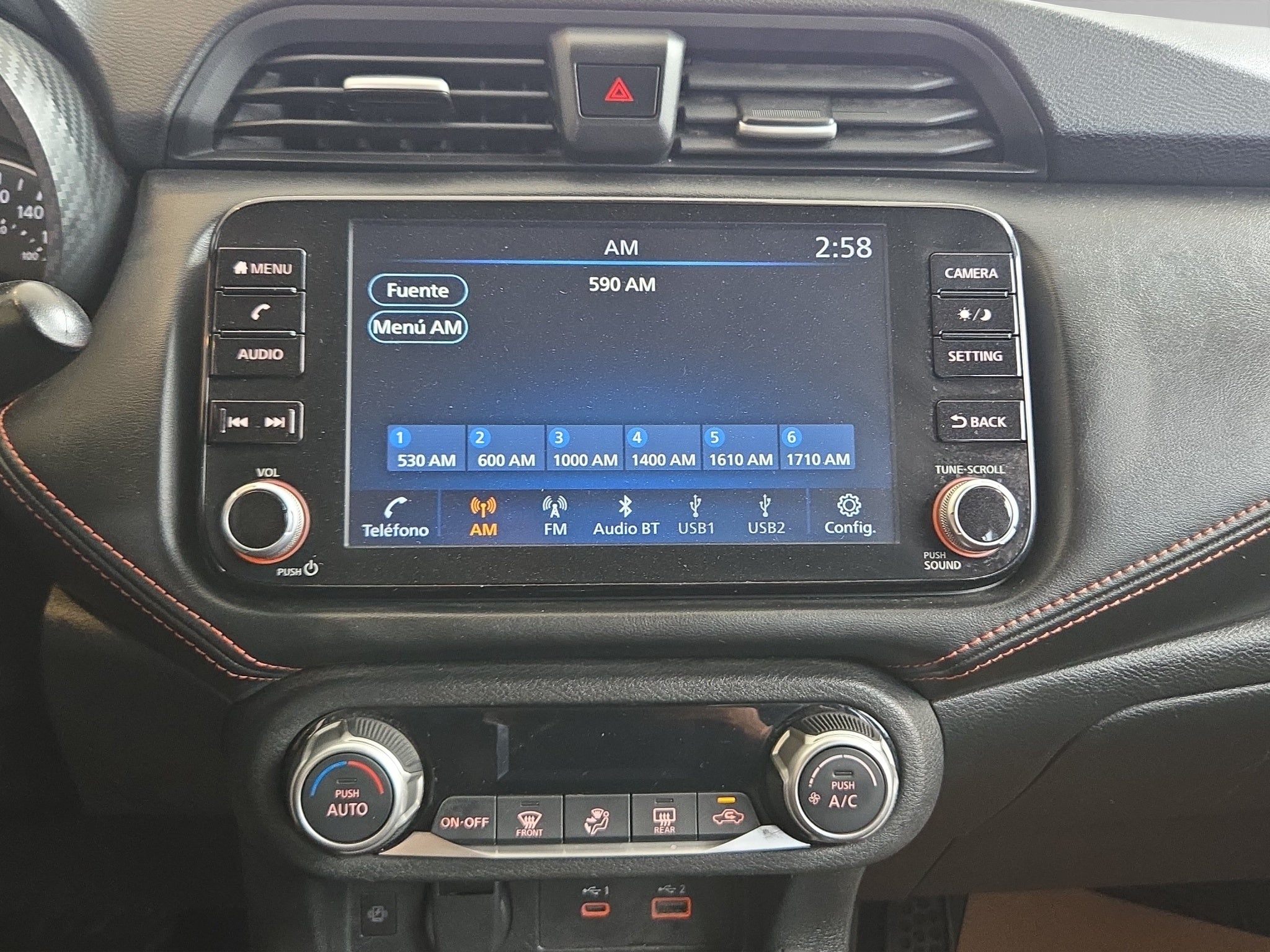 2023 Nissan Versa 4 pts. SR, TA, a/ac. Aut., f. niebla, f. led, spoiler, RA-17 (cambio de línea)