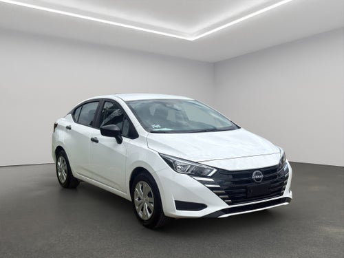 2025 Nissan Versa 4 pts. Sense, TM5, a/ac., R-15 (línea anterior)