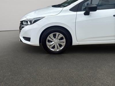 2025 Nissan Versa 4 pts. Sense, TM5, a/ac., R-15 (línea anterior)