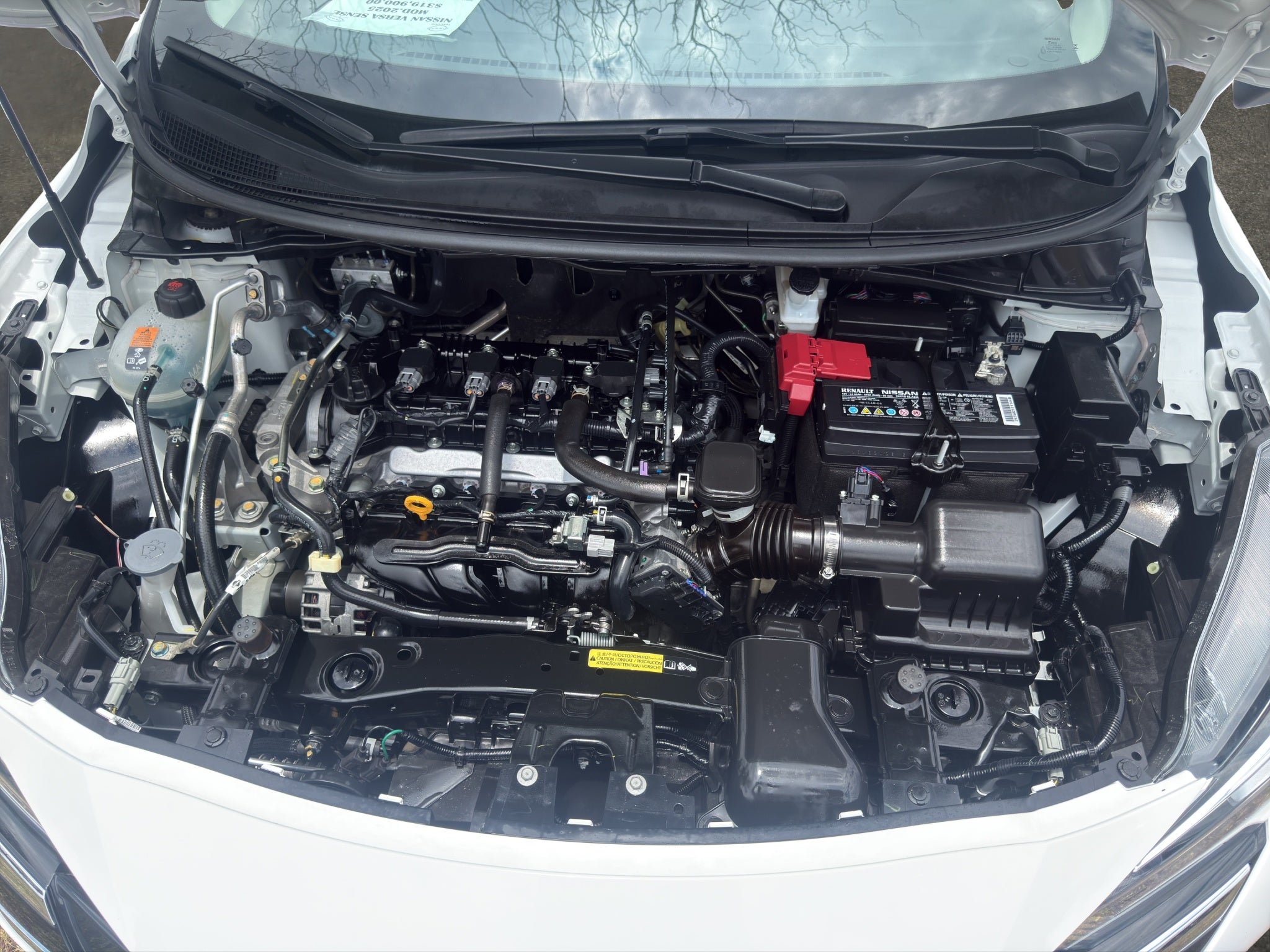 2025 Nissan Versa 4 pts. Sense, TM5, a/ac., R-15 (línea anterior)