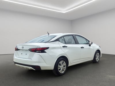 2025 Nissan Versa 4 pts. Sense, TM5, a/ac., R-15 (línea anterior)