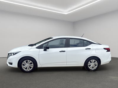 2025 Nissan Versa 4 pts. Sense, TM5, a/ac., R-15 (línea anterior)