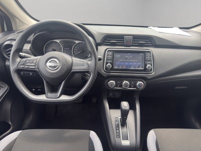 2025 Nissan Versa 4 pts. Sense, TM5, a/ac., R-15 (línea anterior)
