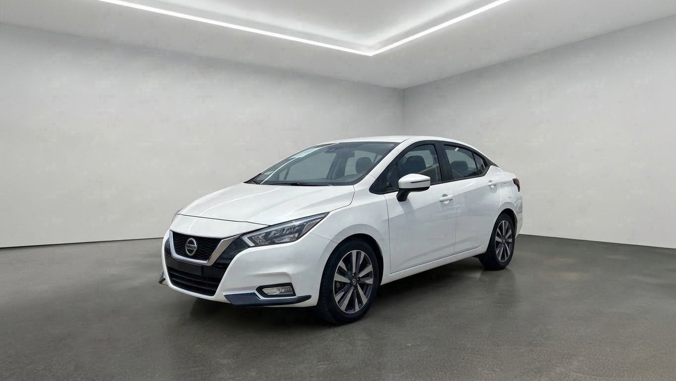 2020 Nissan Versa 4 pts. Exclusive, TA, a/ac. Aut., VE, piel, GPS, f. niebla, RA-17 (línea nueva)
