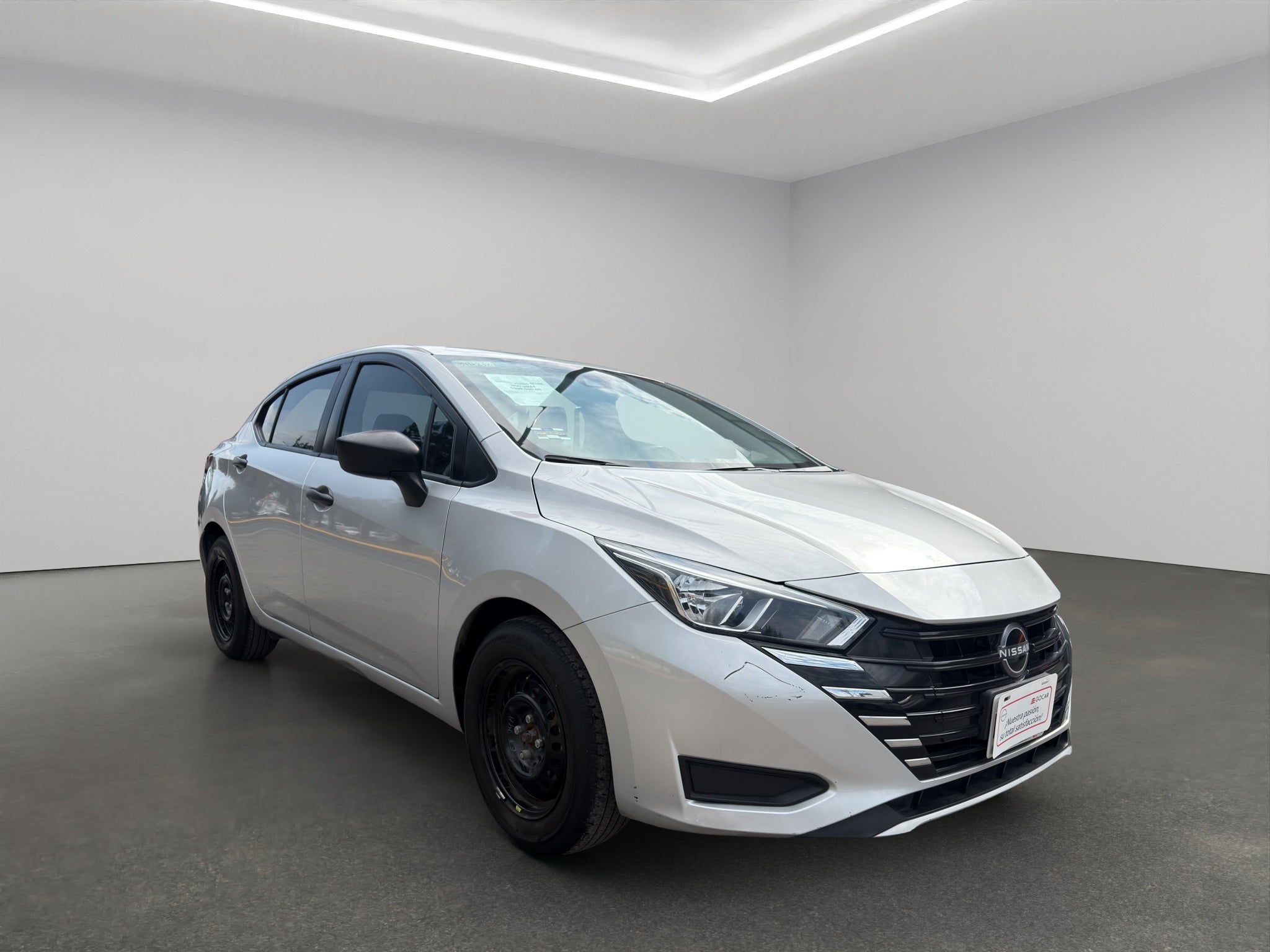 2024 Nissan Versa 4 pts. Sense, TM5, a/ac., R-15
