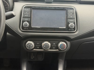 2024 Nissan Versa 4 pts. Sense, TM5, a/ac., R-15