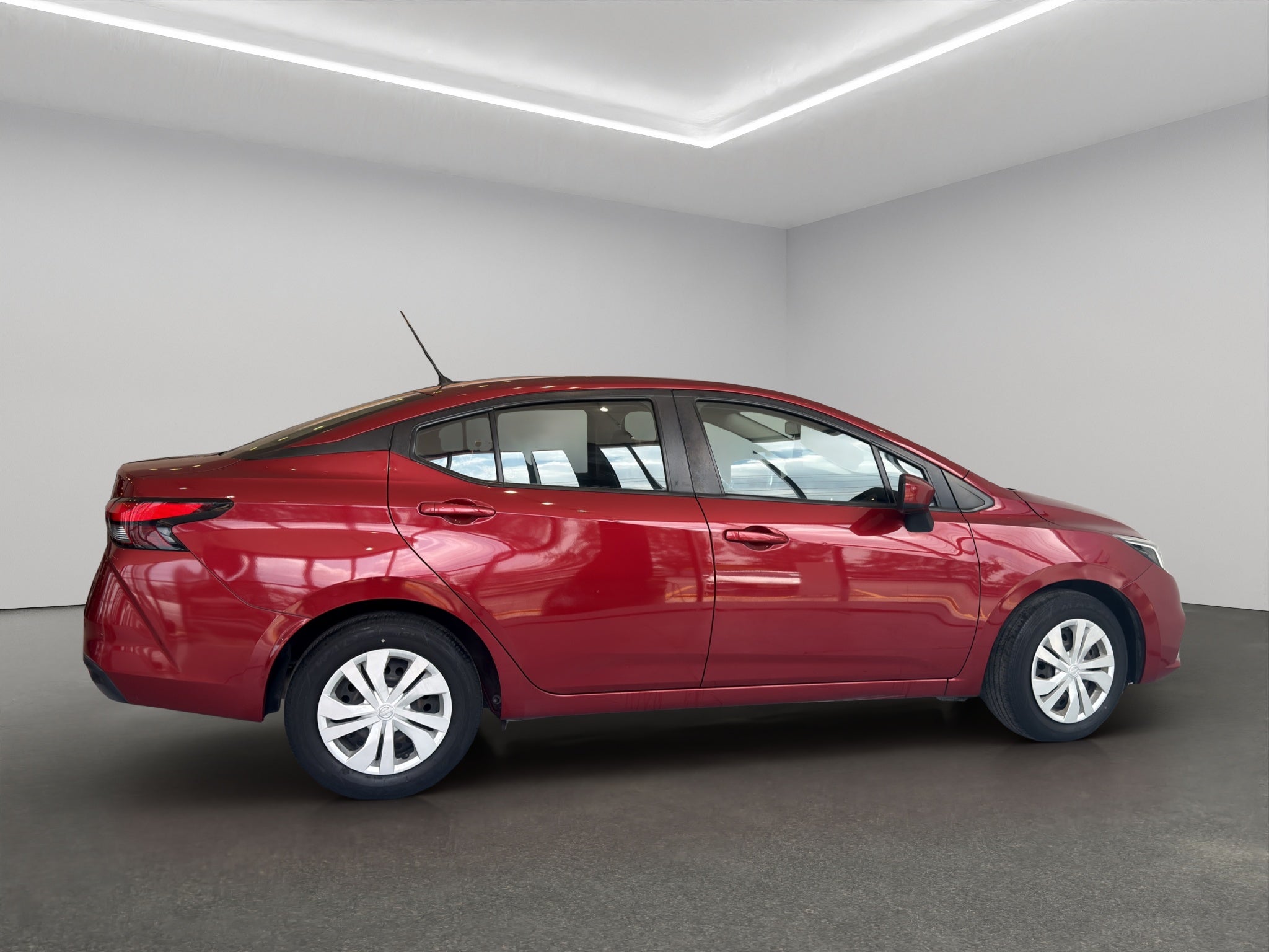 2021 Nissan Versa 4 pts. Sense, TM5, a/ac., VE, R-15