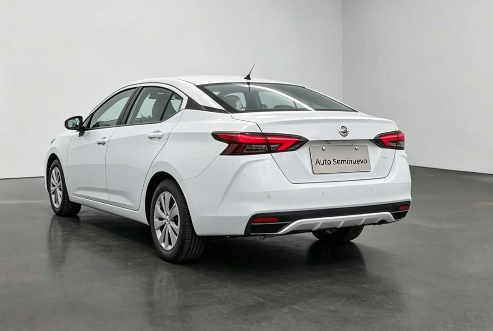 2021 Nissan Versa 4 pts. Sense, TM5, a/ac., VE, R-15