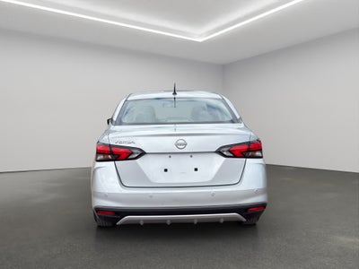 2024 Nissan Versa 4 pts. Sense, TM5, a/ac., R-15
