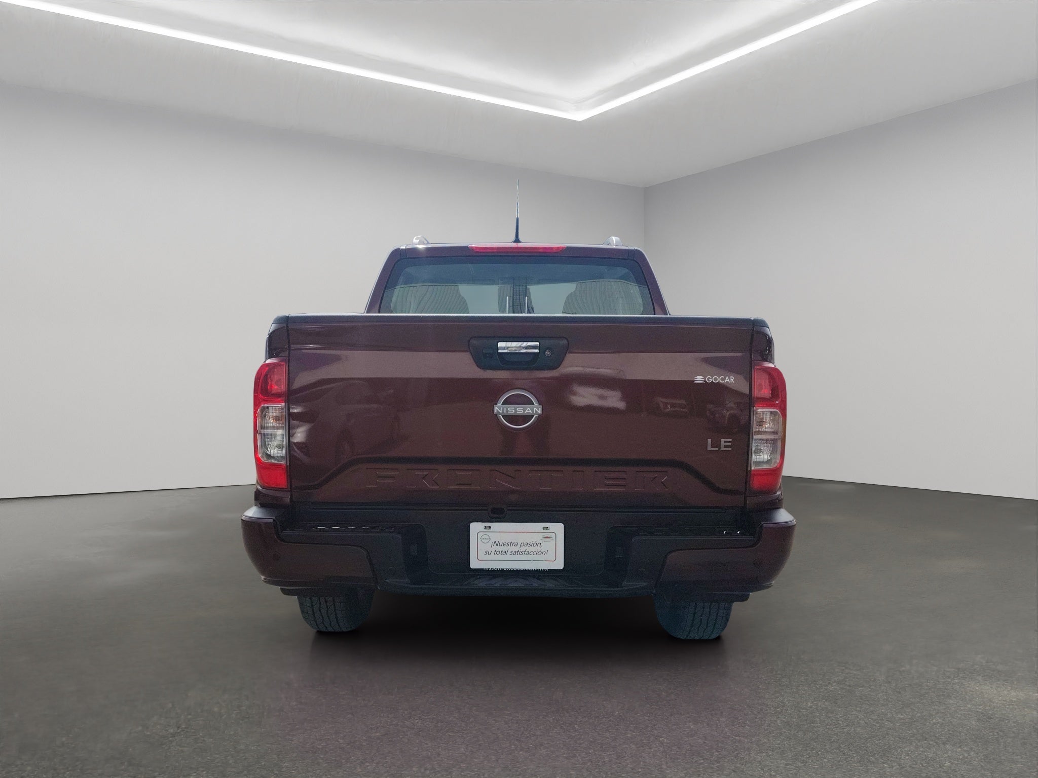 2023 Nissan Comerciales Frontier y NP 300 Frontier Pick-Up 4 pts. Frontier LE, Doble Cab., L4, 2.5l, TM6, a/ac., VE, estribos, RA-17
