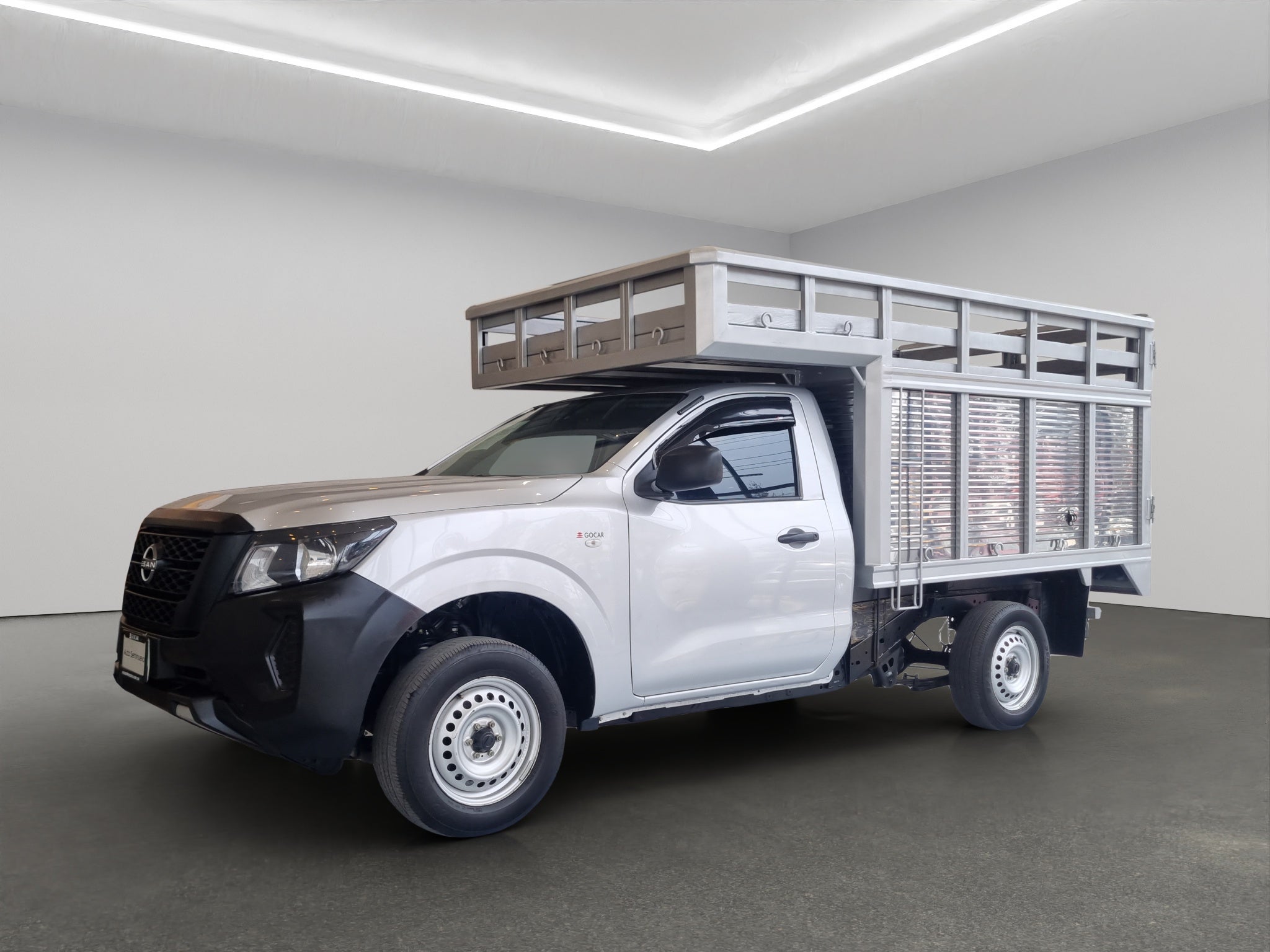 2023 Nissan Comerciales NP300 2 pts. Chas. Cab., TD, TM6, a/ac.