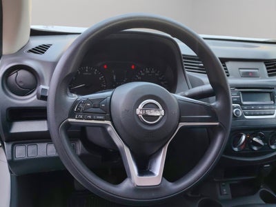 2023 Nissan Comerciales NP300 2 pts. Pick-Up, Cab. Sencilla, TM6, a/ac.