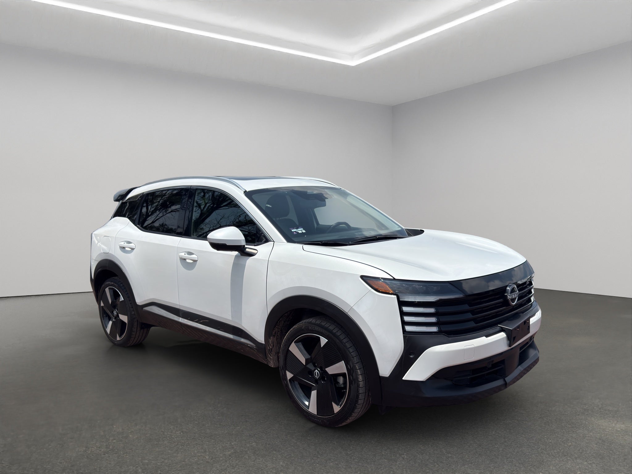 2025 Nissan Kicks VUD 5 pts. Platinum, 2.0l, TA, TP, s. Bose, pantalla touch 12