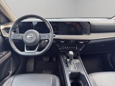 2025 Nissan Kicks VUD 5 pts. Platinum, 2.0l, TA, TP, s. Bose, pantalla touch 12