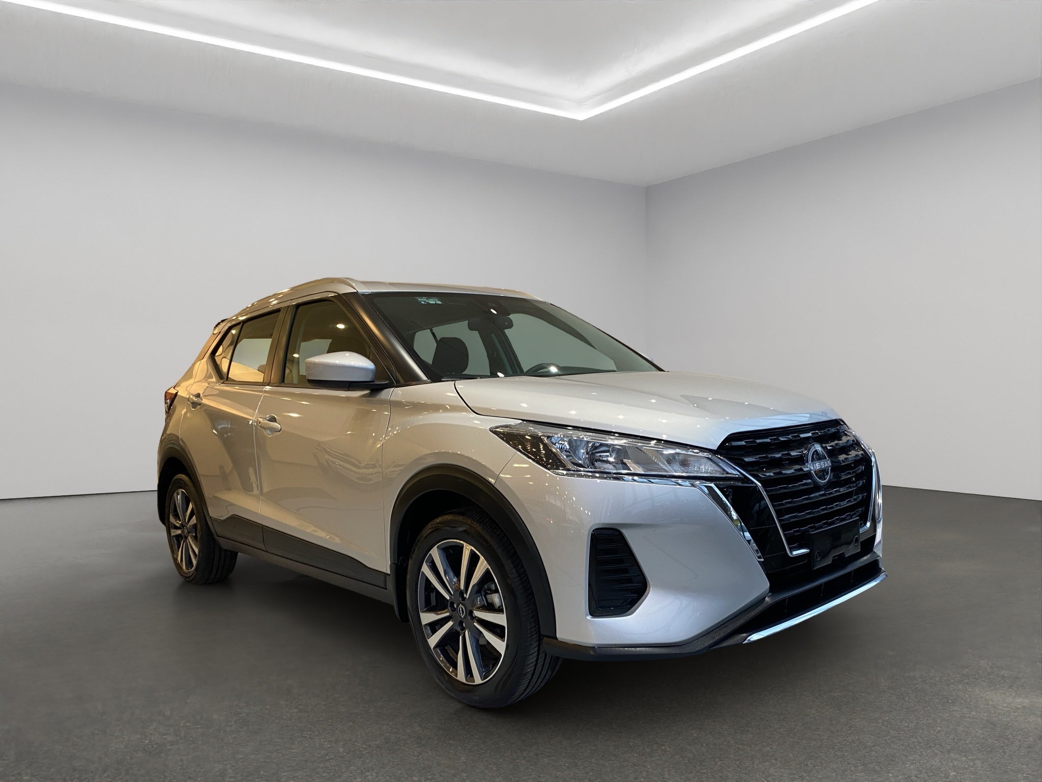 2025 Nissan Kicks VUD 5 pts. Play Advance e-Power, E-REV, TA, RA-17 (línea nueva)