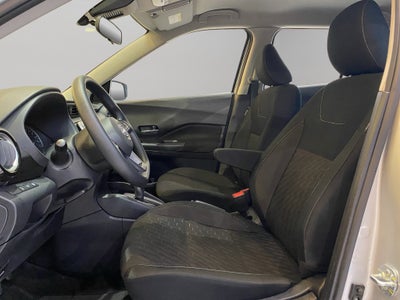 2025 Nissan Kicks VUD 5 pts. Play Advance e-Power, E-REV, TA, RA-17 (línea nueva)