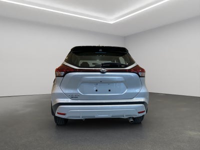 2025 Nissan Kicks VUD 5 pts. Play Advance e-Power, E-REV, TA, RA-17 (línea nueva)