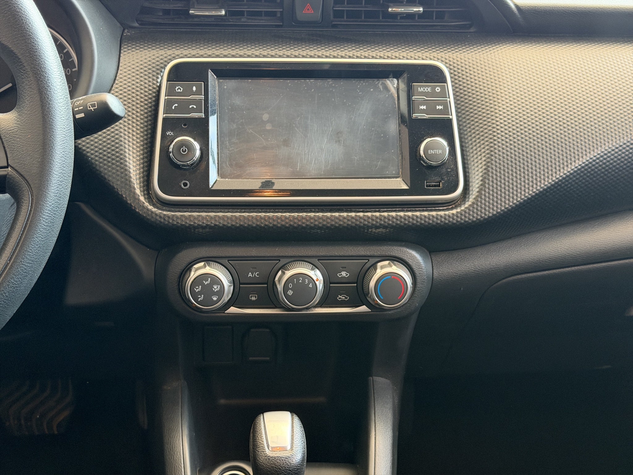 2024 Nissan Kicks VUD 5 pts. Advance e-Power, E-REV, TA, RA-17 (línea anterior)