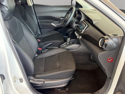 2024 Nissan Kicks VUD 5 pts. Advance e-Power, E-REV, TA, RA-17 (línea anterior)
